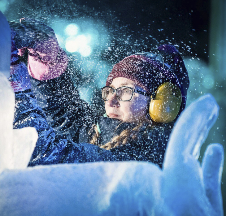Eeva Karhu, kuvaaja Eiswelt Dresden Eeva Karhu, kuvaaja Eiswelt Dresden